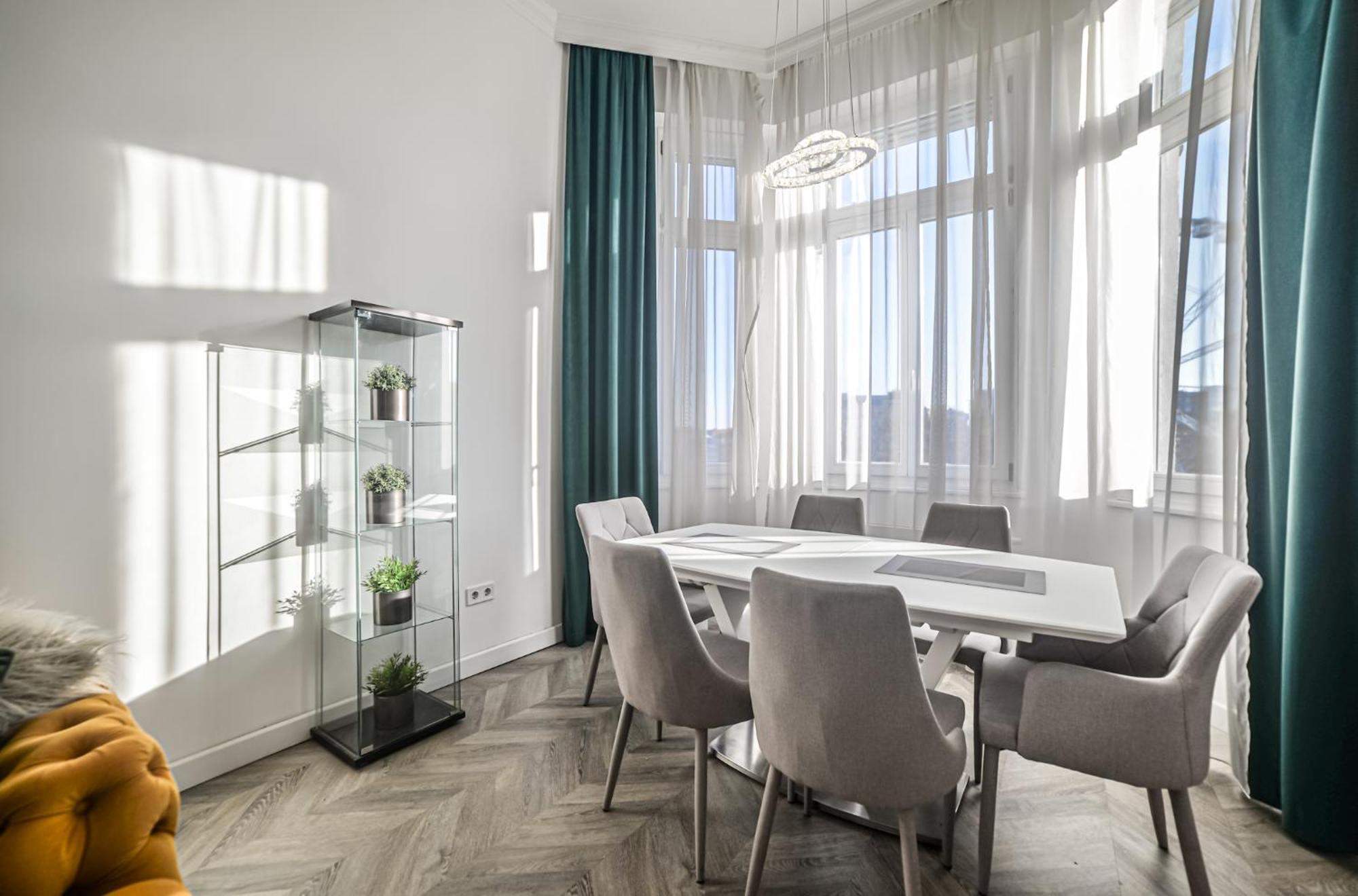 Appartamento Luxury Downtown Dreams Budapest Esterno foto